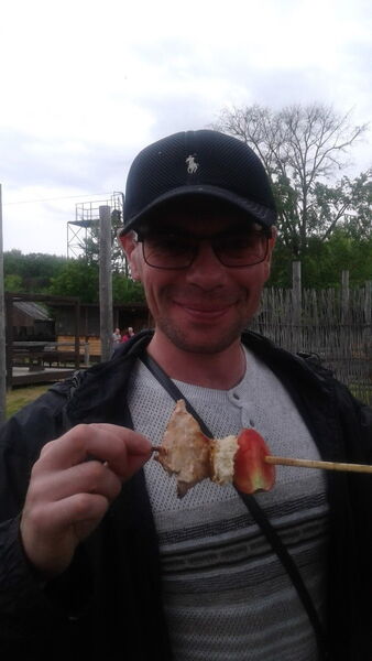  ,   Maxim, 45 ,   