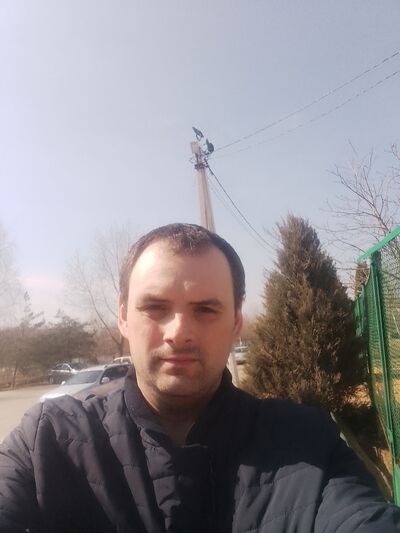  ,   Sergei, 39 ,   c 