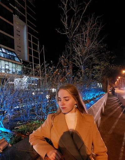  ,   Yulia, 20 ,     