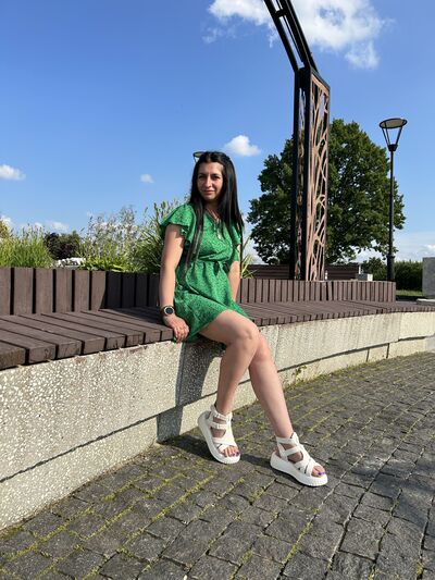  --,   , 33 ,   