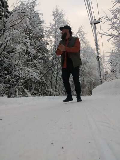  -,   Gray Wolf, 35 ,   ,   , c , 
