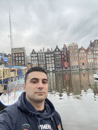  ,   Alik, 32 ,   ,   