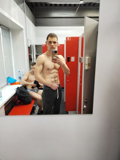  ,   Denis, 31 ,   ,   , c , 