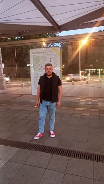  ,   Daniyar, 40 ,   ,   