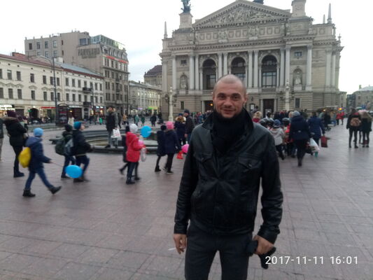  ,   Mark, 40 ,   