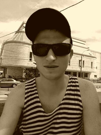  ,   Andrei, 32 ,   ,   , c 