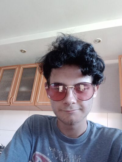  ,   Ivan, 21 ,   ,   