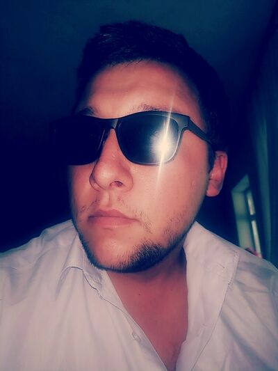  ,   Ulugbek, 32 ,   