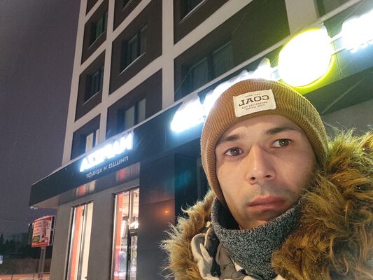  ,   Rustam, 33 ,   ,   , c , 