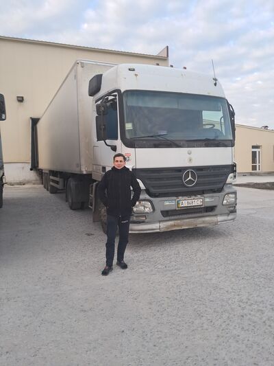  -,   Slavik, 47 ,   ,   
