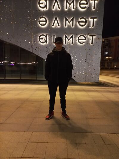  ,   Rinat, 21 ,   ,   , c , 