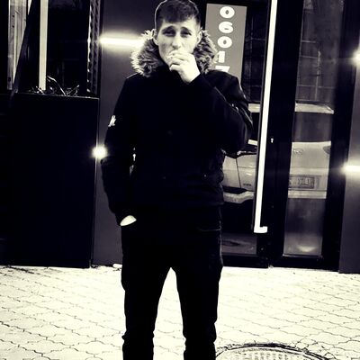 ,   Sergiu, 27 ,   ,   