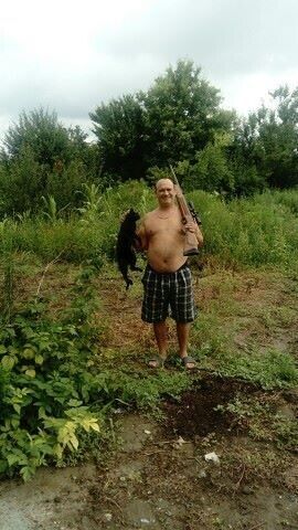  ,   Levon, 42 ,   ,   , c 