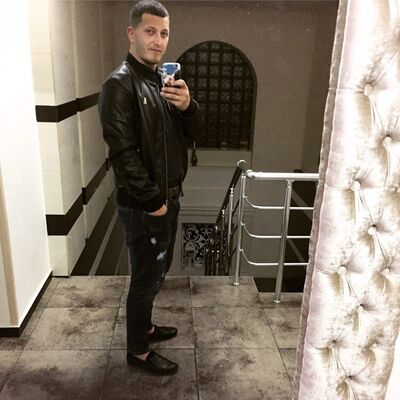  ,   Vitalik, 32 ,     , c 