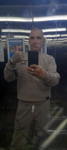  ,   Teddy, 40 ,   ,   
