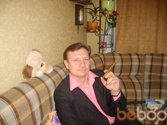  ,   Niko, 52 ,   