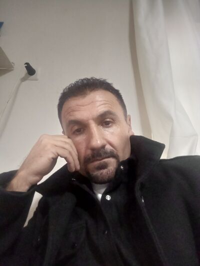  ,   Ali, 44 ,   ,   