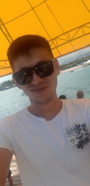  ,   Aibek, 32 ,   ,   , c 