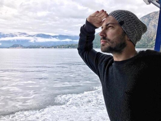  ,   Alex, 40 ,   ,   