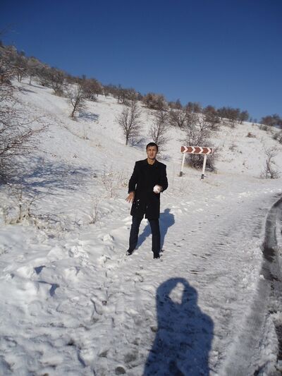  ,   Bek, 44 ,   