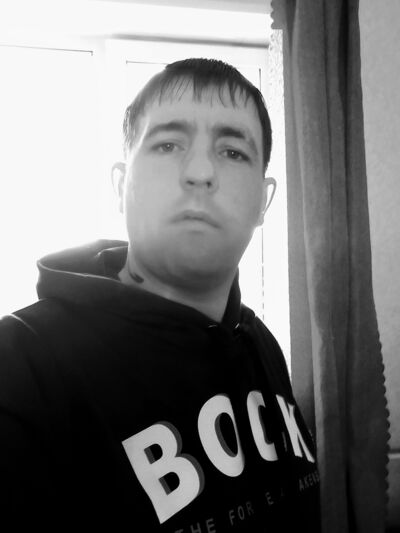  ,   Anton, 39 ,   ,   