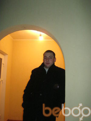  ,   Ilie, 32 ,   