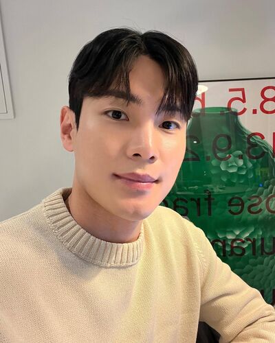  ,   Kim woo, 35 ,     , c , 