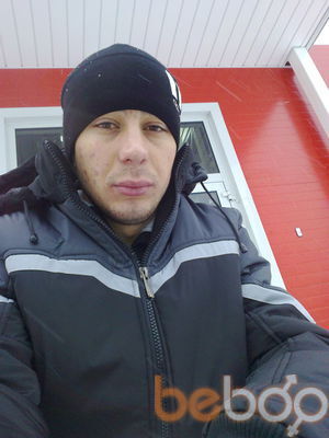  ,   Wadim, 36 ,   