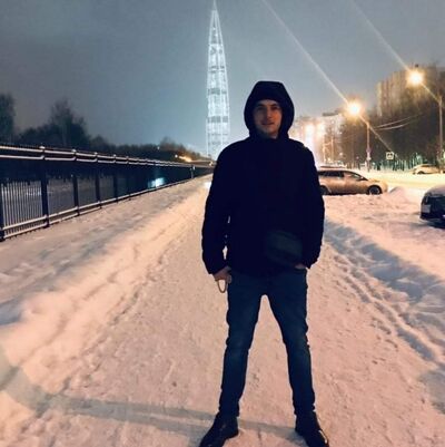  ,   Artur, 26 ,   ,   