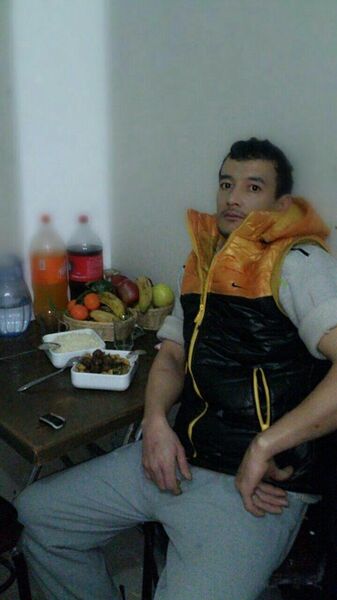  ,   Avazbek, 43 ,   ,   , c 