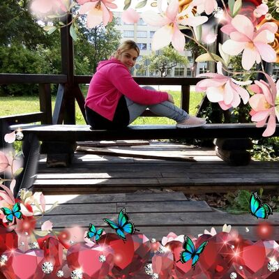  ,   Jelena, 43 ,  