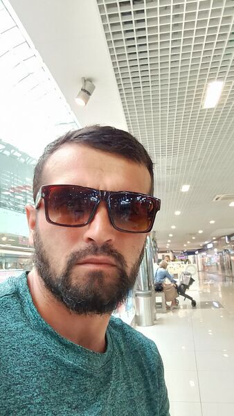  ,   Tabrez, 33 ,   ,   