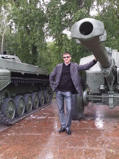  ,   Sergey, 35 ,   