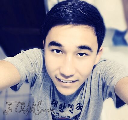  ,   J ONE, 32 ,   ,   , c 