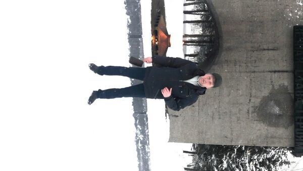  ,   Leon, 56 ,   ,   , c 