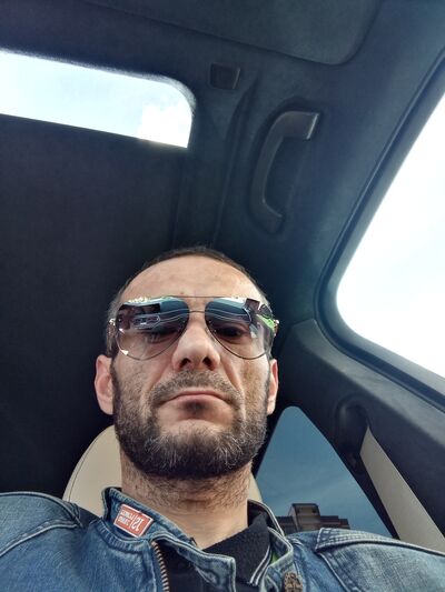  ,   Artur, 40 ,   ,   