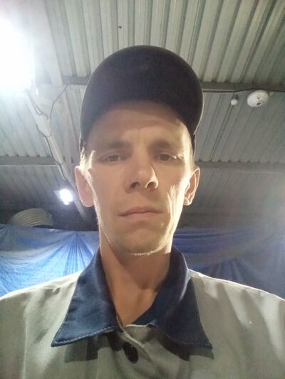  ,   Artem, 39 ,   c , 