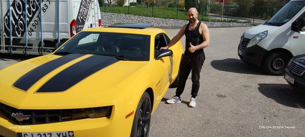  Annecy-le-Vieux,   Serhii, 47 ,   ,   , c , 