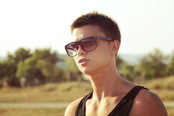  ,   Andrey, 36 ,  