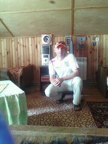  44830512  Lesha, 46 ,    