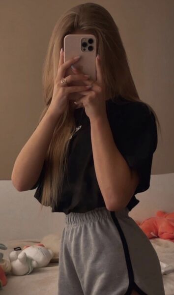  ,   Evgeniya, 33 ,   