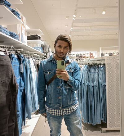  -,   Shajeem, 26 ,   ,   , c 