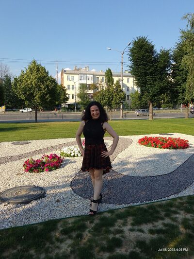  ,   Angel, 44 ,   c 