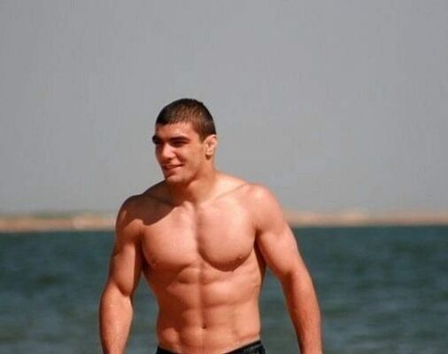  ,   Ruslan, 33 ,   ,   