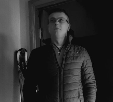  ,   Aigars, 46 ,   ,   , c 