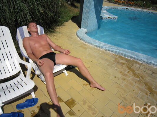  ,   Vlad, 48 ,  