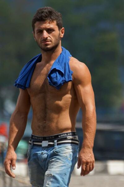  ,   Tato, 34 ,   ,   