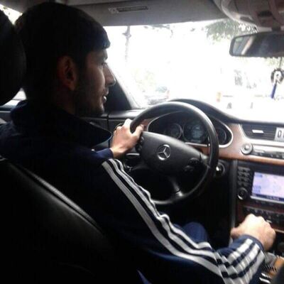  ,   Sexavet, 37 ,   ,   , c 