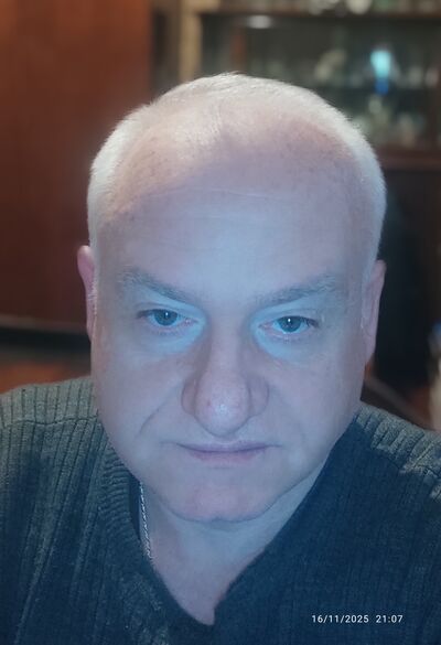  ,   Maxo, 51 ,   ,   , c , 