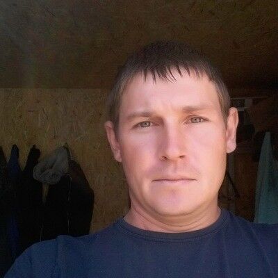  ,   Denis, 42 ,   